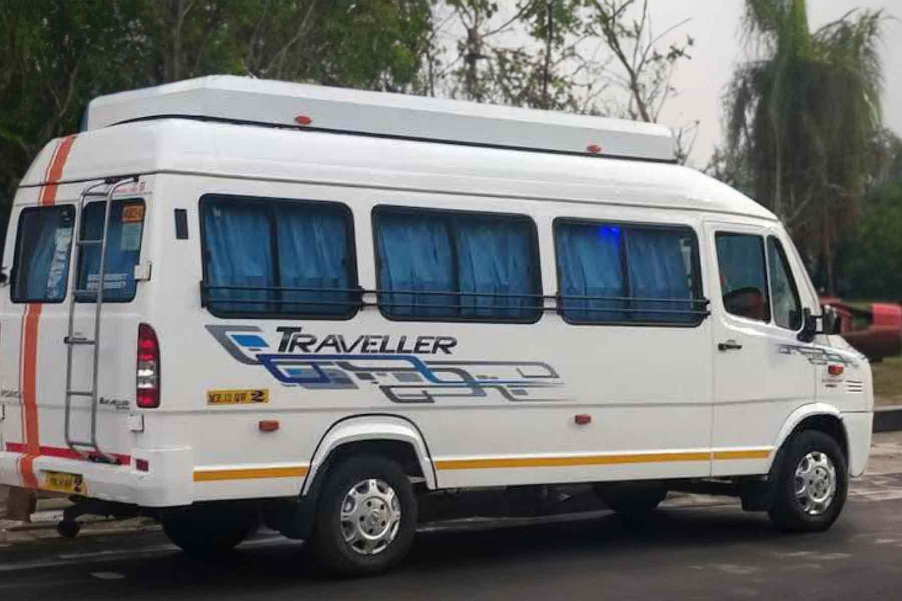 tempo traveller service in nashik